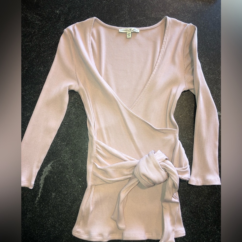 Express pale blush plunge top - Picture 5 of 5